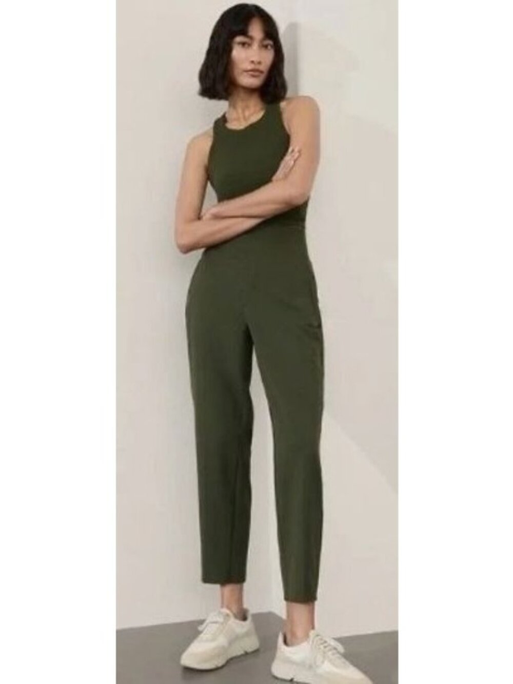 Athleta Endless Green High Rise Tapered Travel Pant-sz 6
